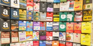 BEWARE: Scammers tracking gift cards before you buy them