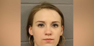 Mom accused of giving birth to baby in toilet charged